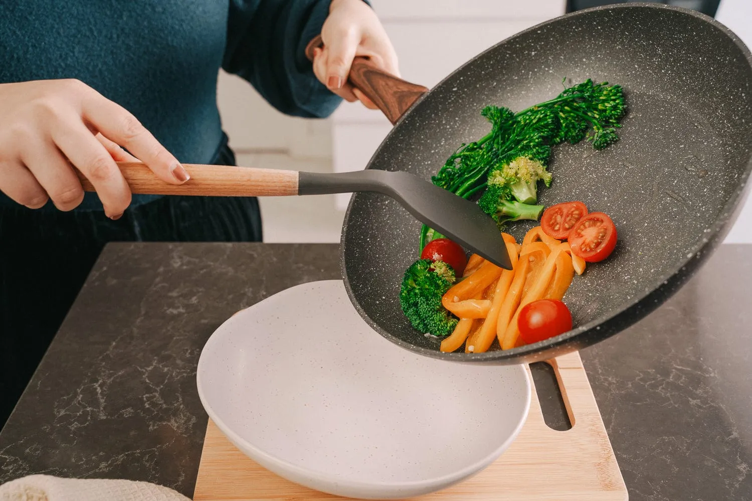 2-Piece Beechwood & Silicone Turner Set | Charcoal