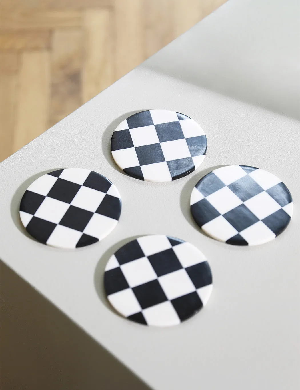 & Klevering Set of 4 Check Coasters - Black